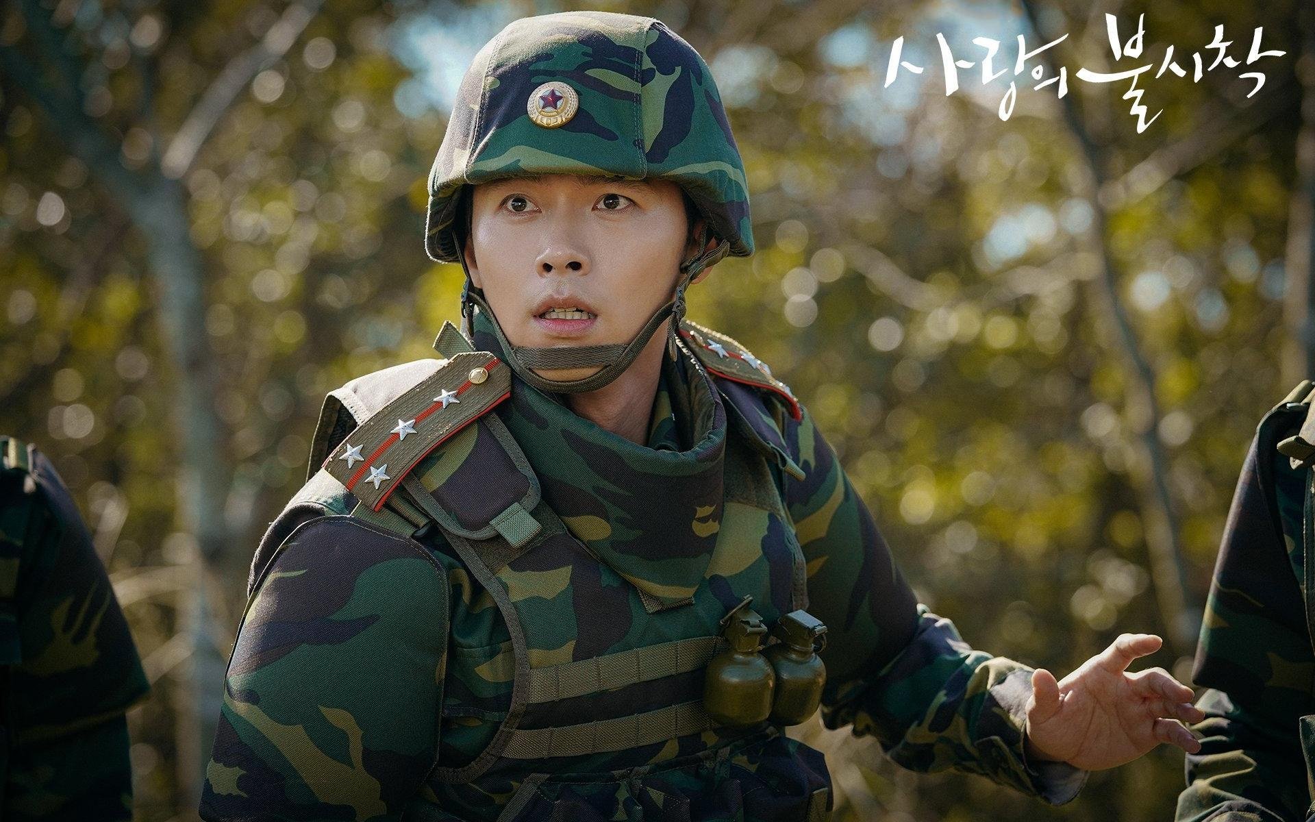 纪念伟大:经典球员的专属荣誉展,纪念伟大的英雄简谱