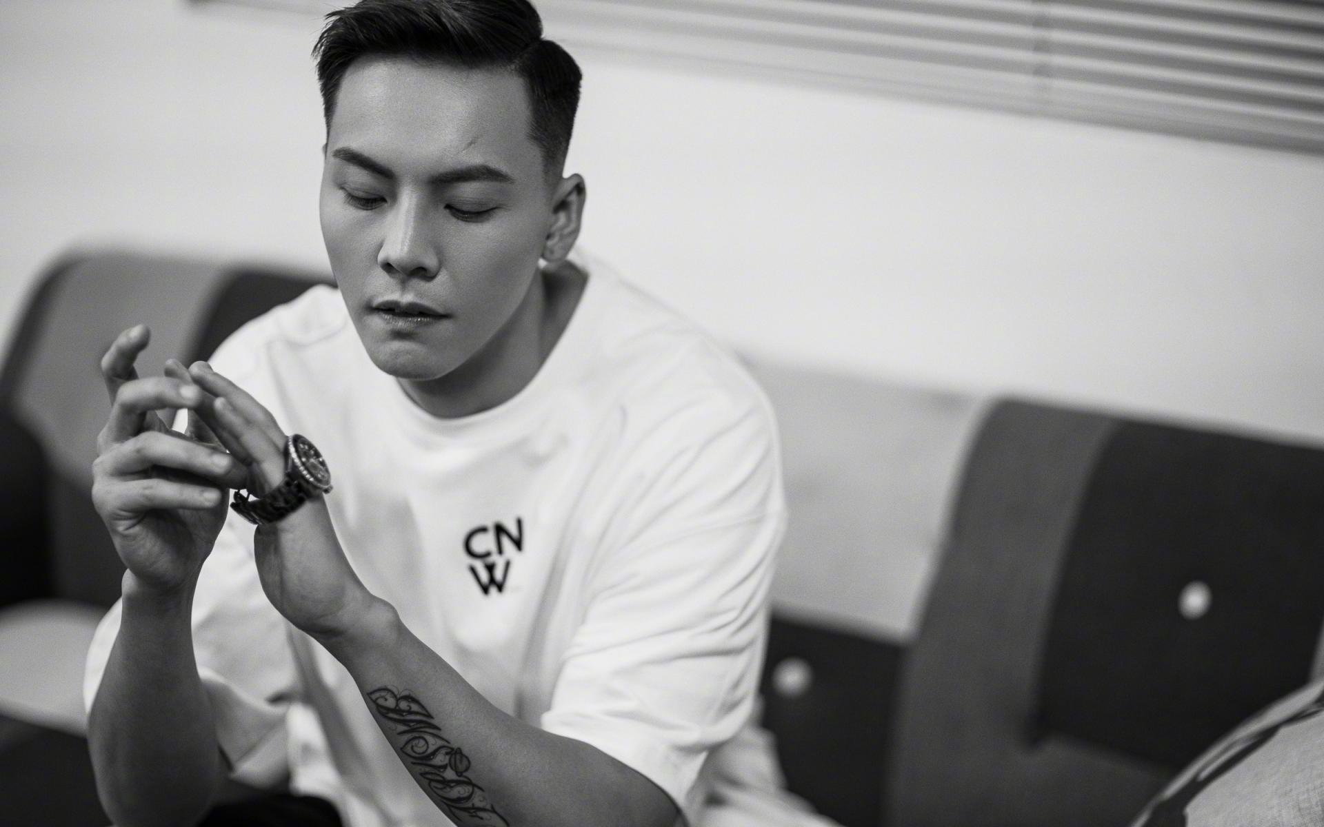 kaiyun体育综合-激情碰撞！顶尖球队将在比赛中上演对决，顶级球赛