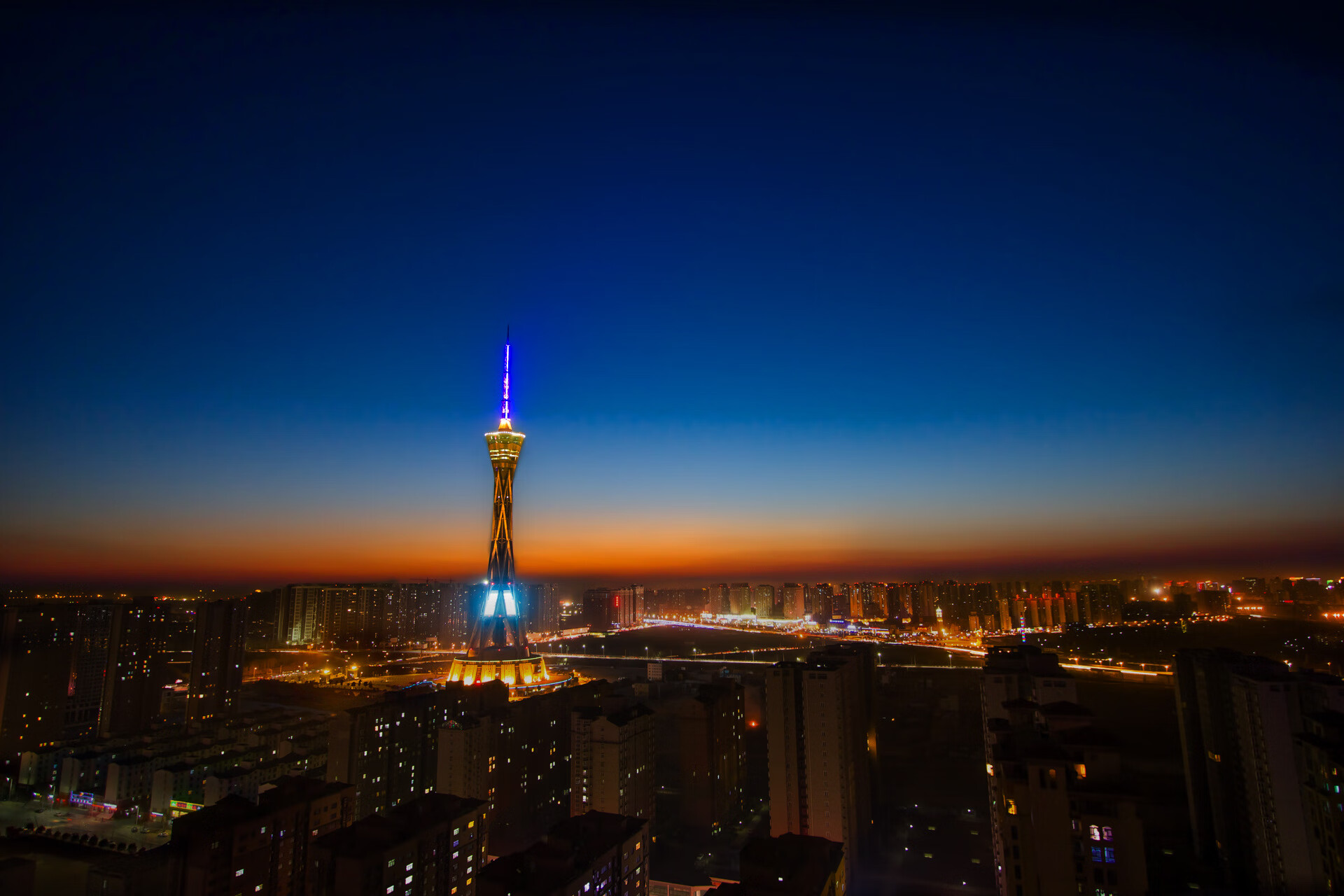 kaiyun官方入口登录-山西龙狮抓住篮板球优势创造二次进攻机会，山西龙晋球衣