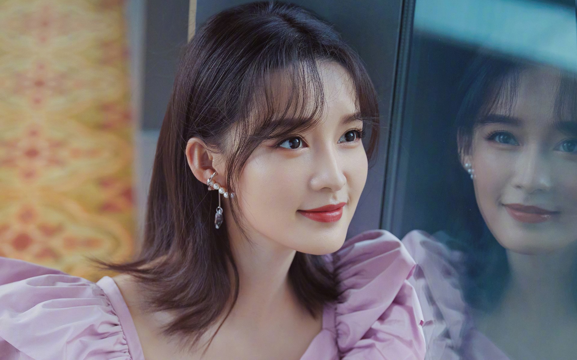 李娜教子有方陪同孩子参与体育课,李娜老师