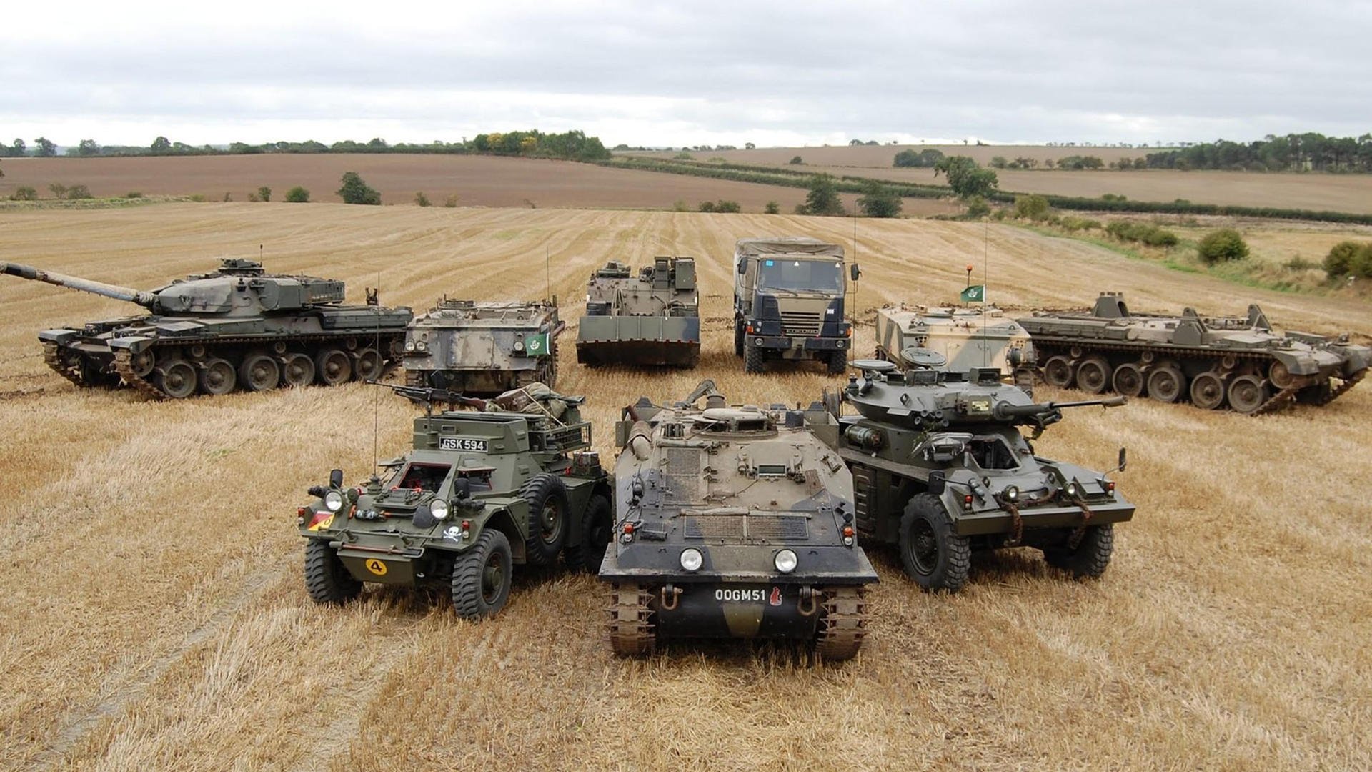 开云官方-米兰双雄激烈竞争，意甲局势紧张